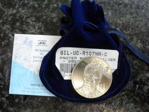 @ CRAZY R1 START**2007 MANDELA UNC SILVER R1 PROTEA COIN**
