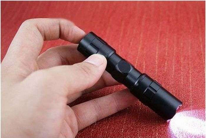 3W POLICE LED FLASHLIGHT / TORCH 9.4cm in Length