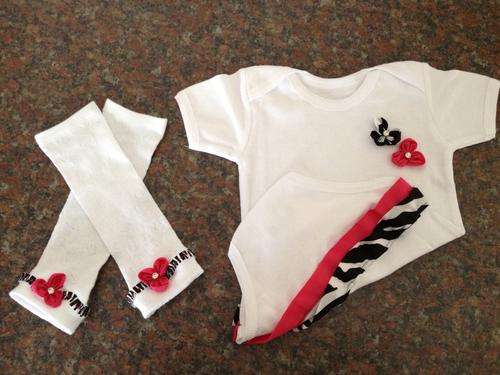 Onesie with Zebra & Hot Pink with Diamante Detail and coordinating Leggings (girl)