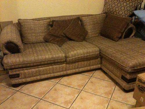 Corner lounge suite