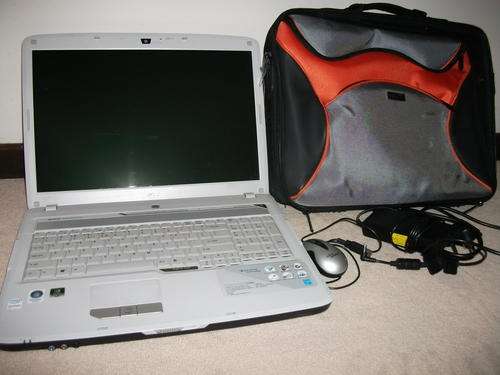 Acer Apire 7720G++free laptop bag and mouse