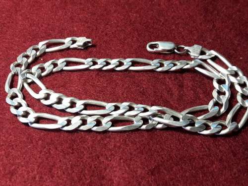 LOVELY HEAVY SOLID GENUINE STERLING SILVER NECKLACE WITH ITALIAN CLASP IN EXCELLENT CONDITION