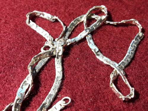 SOLID STERLING SILVER NECKLACE