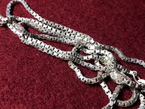 SOLID STERLING SILVER BOX NECKLACE