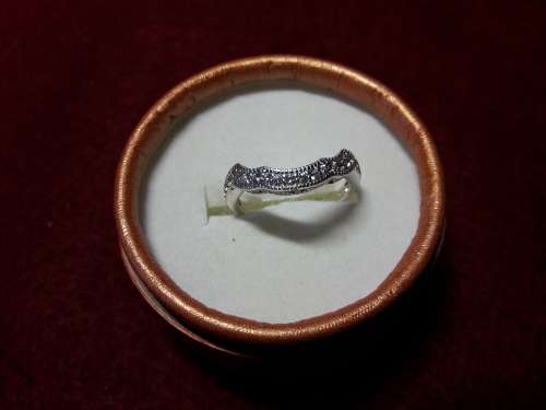 STUNNING SOLID GENUINE STERLING SILVER RING IN PERFECT CONDITION