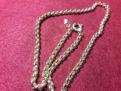 LOVELY 9 CT SOLID GENUINE GOLD BELCHER NECKLACE IN PRISTINE  CONDITION