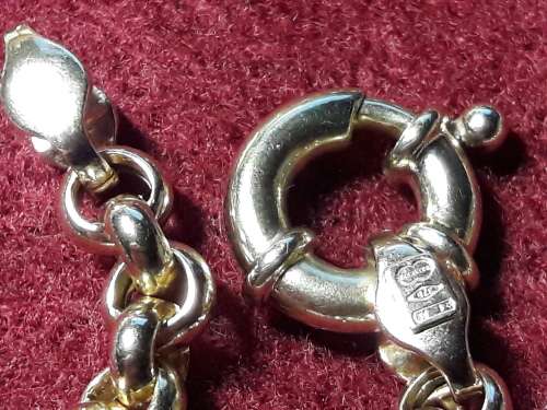 LOVELY 9 CT SOLID GENUINE GOLD BELCHER NECKLACE IN PRISTINE  CONDITION