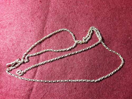 LOVELY LONG 9 CT GENUINE SOLID GOLD NECKLACE IN VERY GOOD CONDITION [9,9 g]
