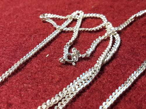 LOVELY LONG [81,5 cm] SOLID GENUINE STERLING SILVER NECKLACE IN PERFECT CONDITION