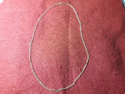 LOVELY 9 CT SOLID GENUINE GOLD NECKLACE IN PERFECT CONDITION