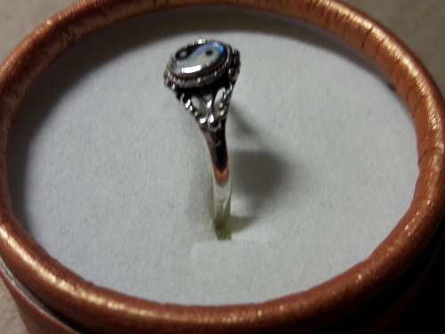 SOLID GENUINE STERLING SILVER RING