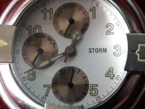 STORM WATCH WITH GENUINE CALFSKIN LEATHER STRAP IN EXCELLENT CONDITION