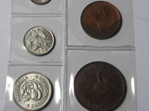 1962 AUSTRALIA SILVER AND BRONZE SET [UNC]