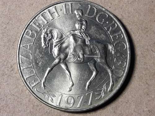 1977 BRITISH  25 New Pence - Elizabeth II Silver Jubilee [UNC]