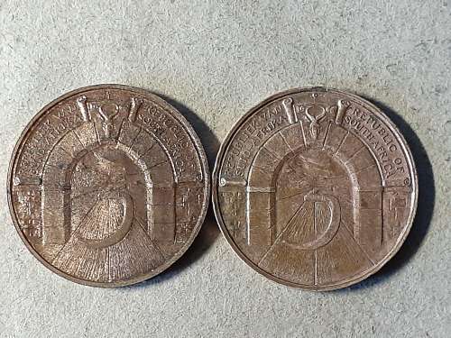 2 x 1966   5 Year Commemoration of the Republic of South Africa BRONZE MEDALLIONS