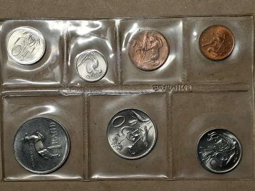 1982 UNCIRCULATED MINT PACK
