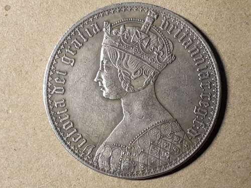 1 Crown - Victoria ('Gothic' type) - United Kingdom [FAKE]