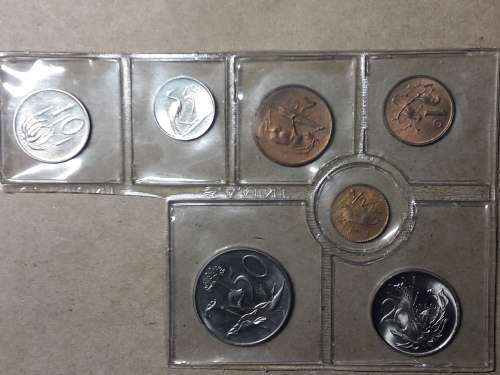 1976 INCOMPLETE UNCIRCULATED MINT PACK