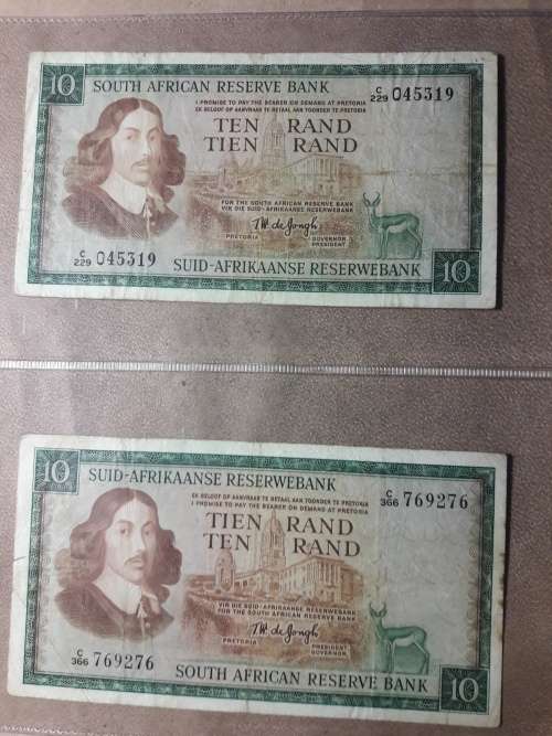 2 x RSA - TW DE JONGH - R10 NOTES - In good circulated condition.