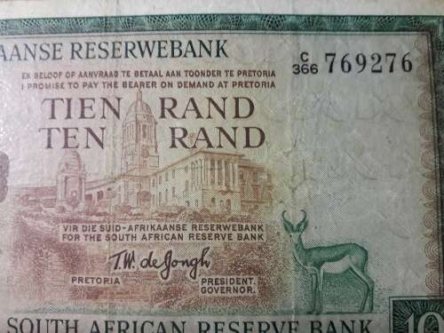 2 x RSA - TW DE JONGH - R10 NOTES - In good circulated condition.