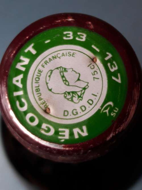 1990 Chateau Cantemerle 750 ml RED WINE [Produce of France]