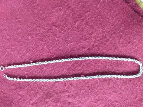 LOVELY GENUINE SOLID STERLING SILVER ROPE NECKLACE IN EXCELLENT CONDITION