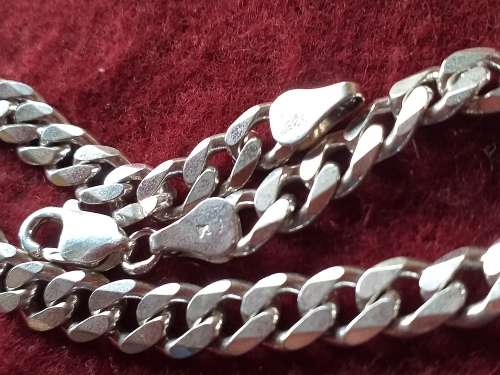 LOVELY GENUINE SOLID STERLING SILVER CURB BRACELET WITH ITALIAN CLASP IN EXCELLENT CONDITION [15,7g]