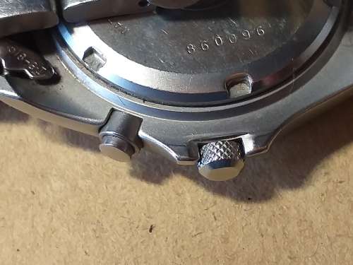 SEIKO  KINETIC MENS WATCH [Working occasionaly but selling as not working]