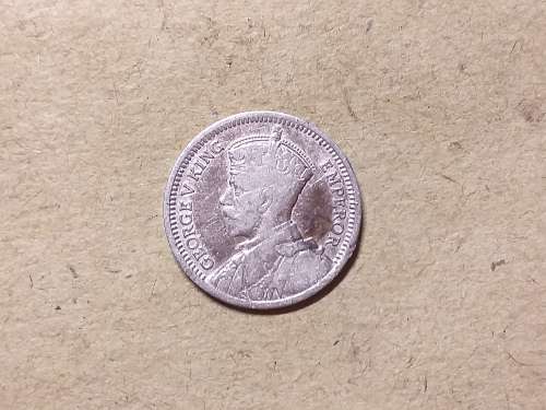 1934 RHODESIA STERLING SILVER THREEPENCE