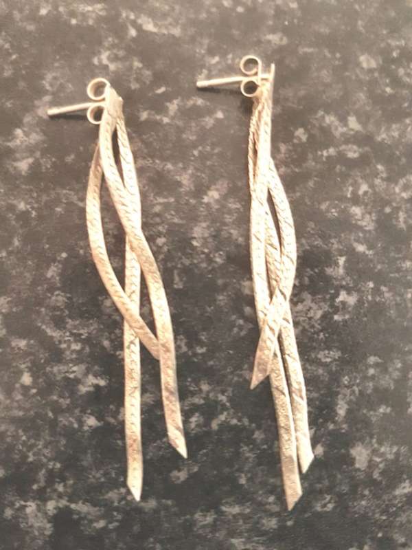 LOVELY SOLID STERLING SILVER EARRINGS