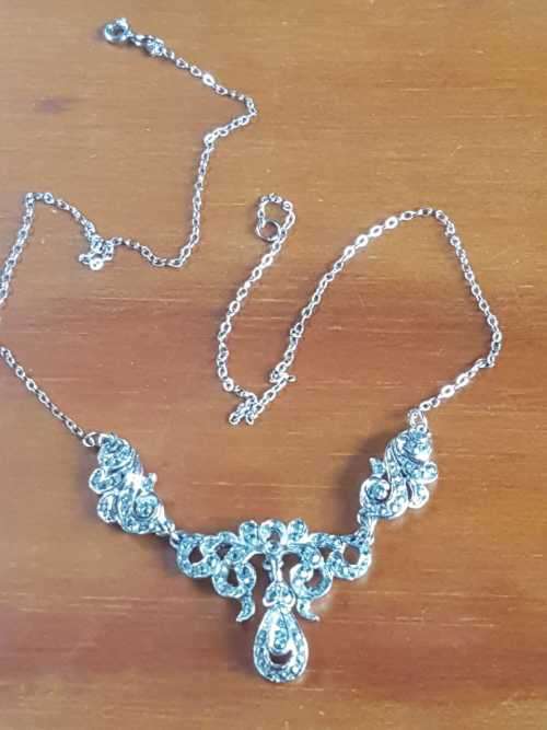 LOVELY MARCASITE NECKLACE