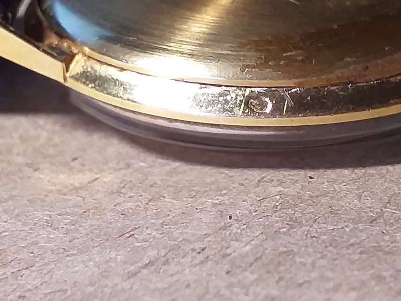 LOVELY VINTAGE GENUINE 18 ct GOLD JAEGER MENS WATCH WITH LEATHER STRAP IN GOOD WORKING ORDER