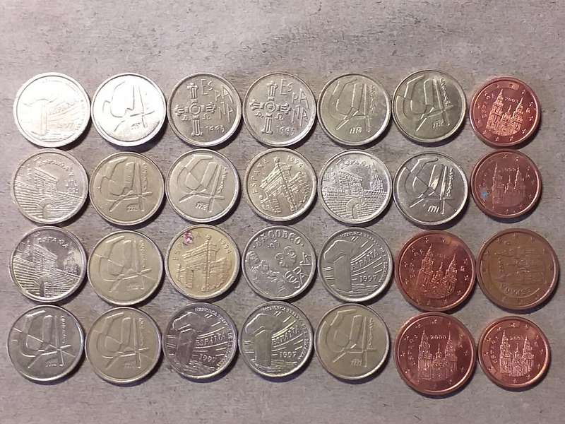 A LOT OF 28 COINS FROM SPAIN
