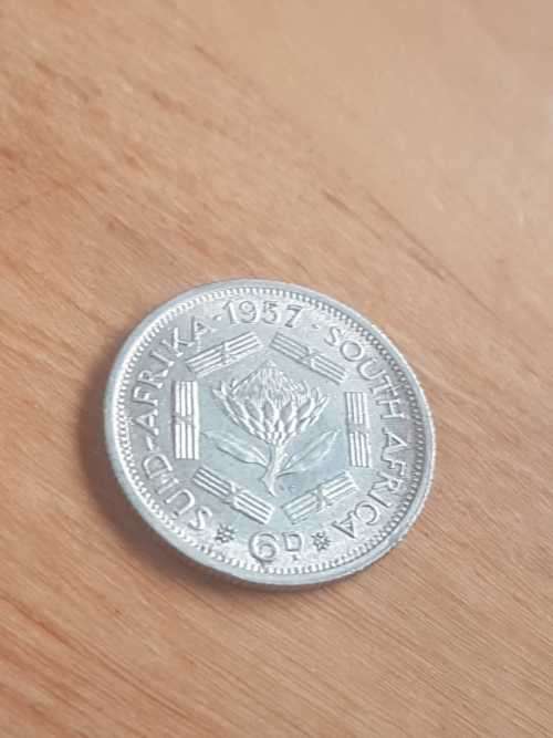 1957 SA UNION SILVER SIXPENCE