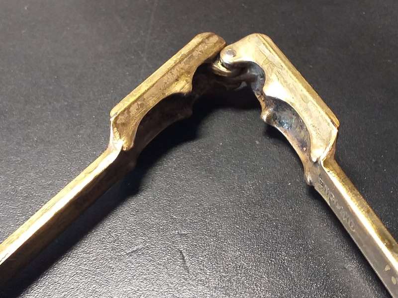 LOVELY VINTAGE SOLID BRASS NUT CRACKER IN EXCELLENT CONDITION
