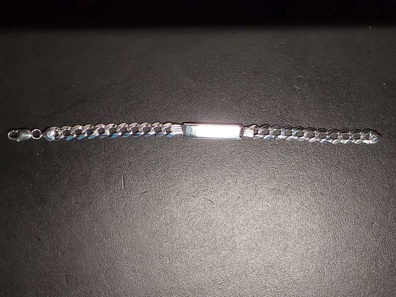LOVELY SOLID GENUINE STERLING SILVER NAME BRACELET IN VERY GOOD CONDITION