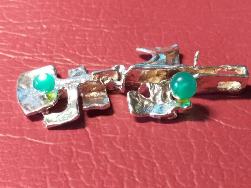 LOVELY UNIQUE SILVER PENDANT IN VERY GOOD CONDITION