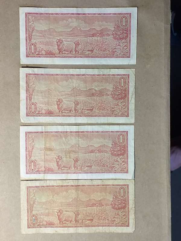 4 x RSA R1 NOTE [T.W. DE JONGH]