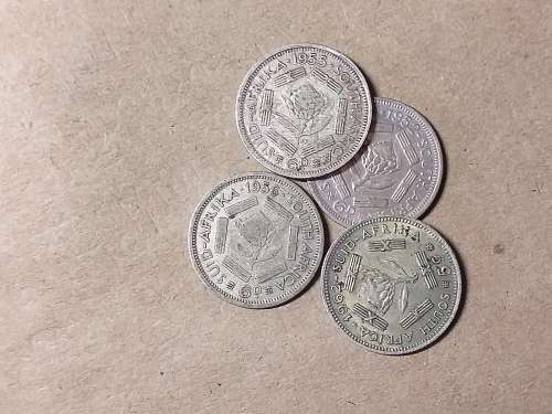 11 g OF SA UNION 50% SILVER SHILLINGS