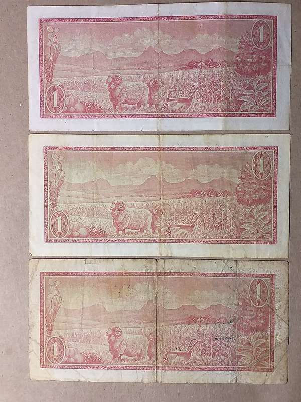 3 x RSA R1 BANK NOTES [T.W. De Jongh]