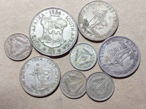 33 g OF SA UNION 50% SILVER COINS