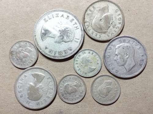 33 g OF SA UNION 50% SILVER COINS