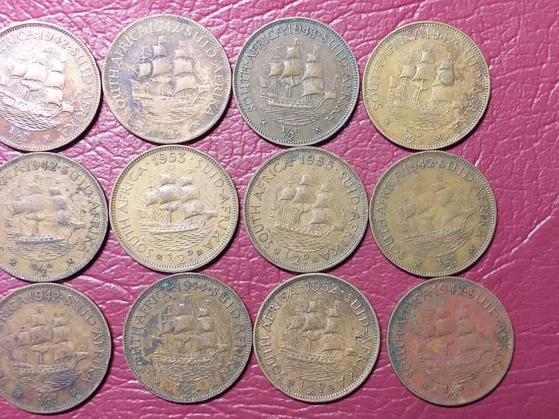 A LOT OF 18 SA UNION HALF PENNIES [One bid for all]