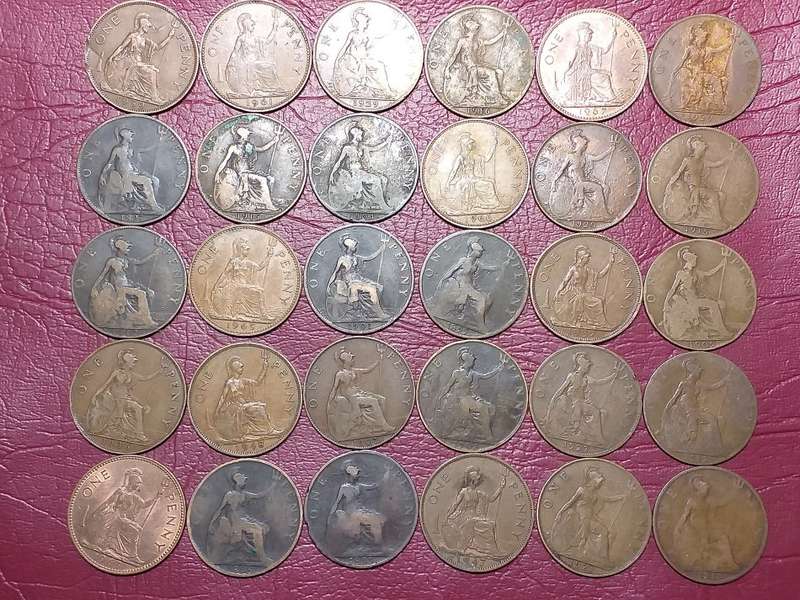 30 x BRITISH PENNIES [Bid per coin to take all]
