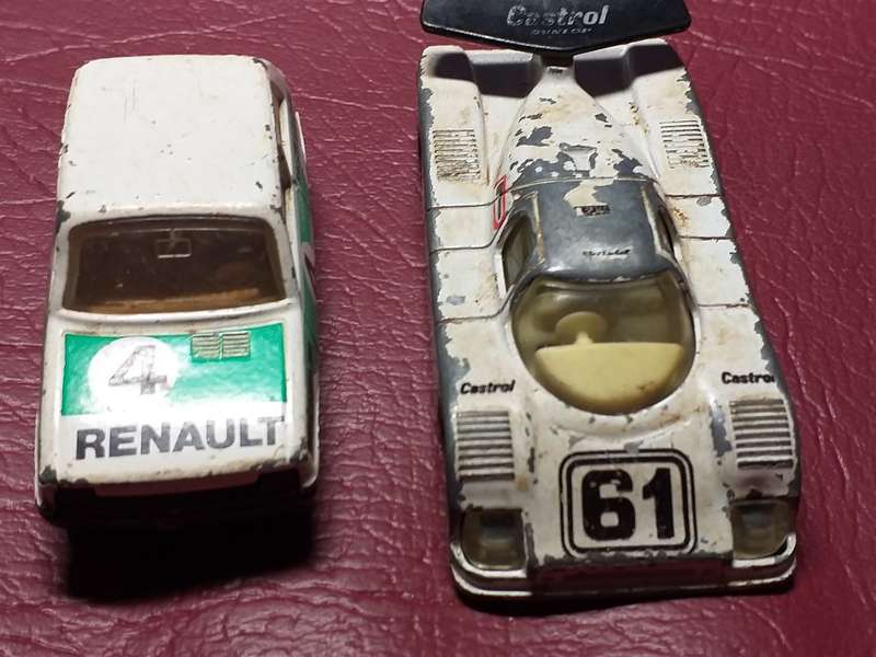 2 x VINTAGE MATCHBOX MODEL CARS [One bid for both]