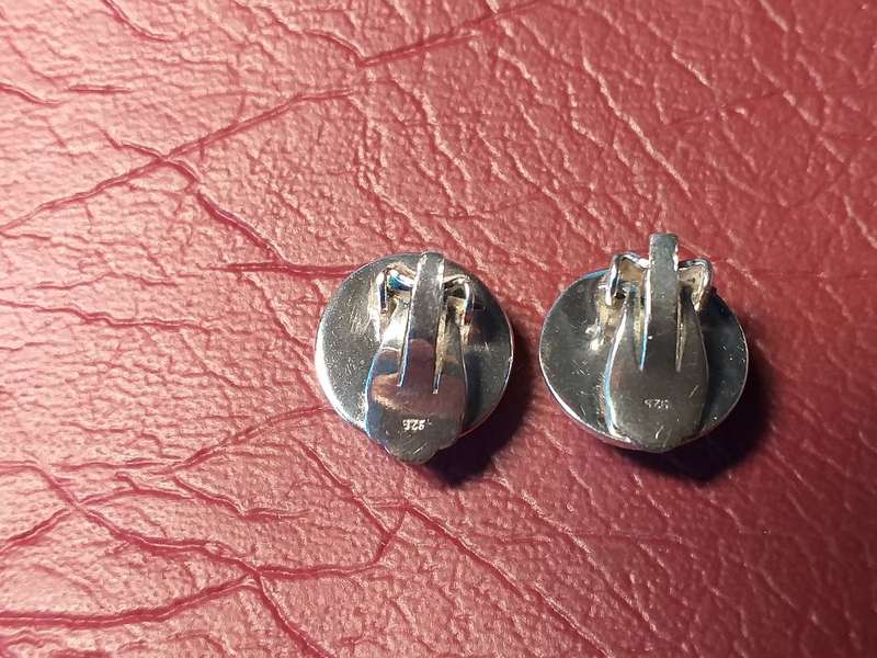 LOVELY GENUINE SOLID STERLING SILVER EARRINGS IN VERY GOOD CONDITION