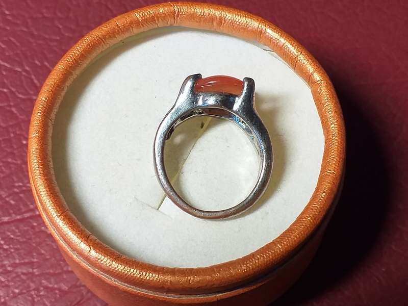 LOVELY VINTAGE RING