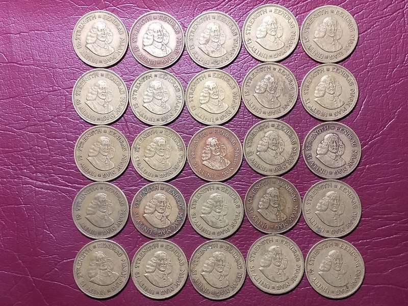 A LOT OF 25 RSA  1 CENTS. [Bid per coin to take all]