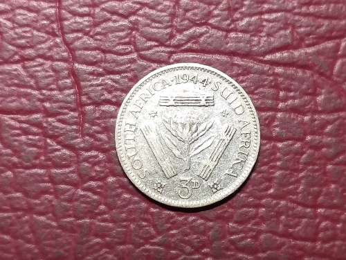 1944 SA UNION SILVER THREEPENCE