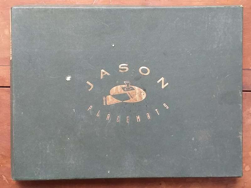 6 x PLACEMATS - NOSTALGIC SPORT -IN ORIGINAL BOX IN EXCELLENT CONDITION - 28,5 cm x 21 cm - A RELIST